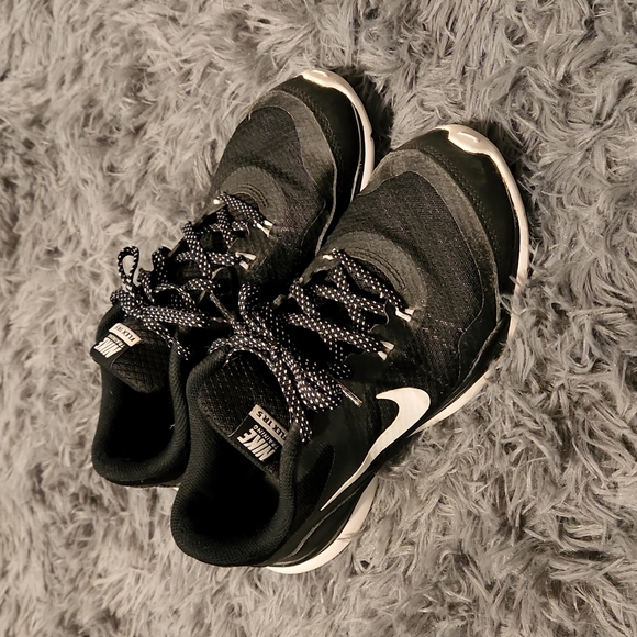 Nike running shoes - Picture 4 of 6